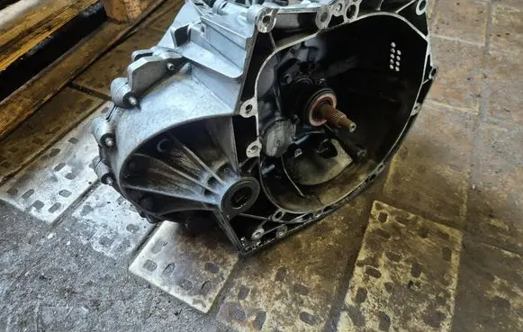 Peugeot 308 SW Manual 6 speed gearbox 20EA01