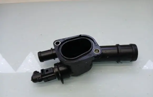 Audi A3 S3 8P Thermostat/thermostat housing