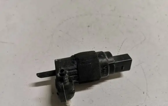 Audi Q5 SQ5 Windscreen/windshield washer pump 8K9956647