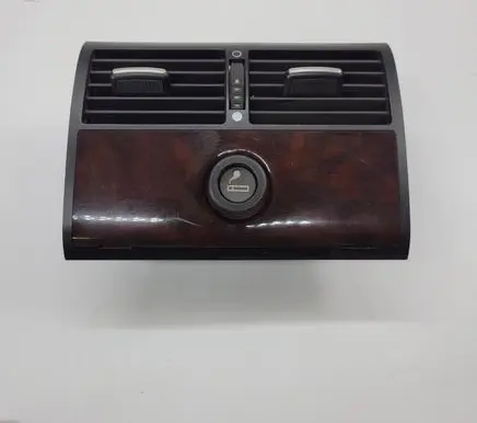 Audi A8 S8 D2 4D Rear air vent grill 4D0819203G