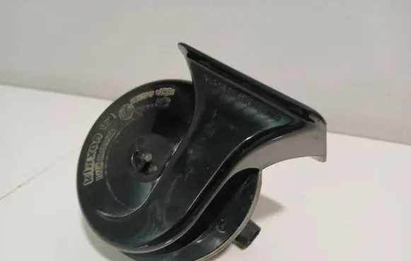 BMW 5 E60 E61 Horn signal 0092018