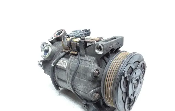 Volvo V70 Air conditioning (A/C) compressor (pump) 31250519