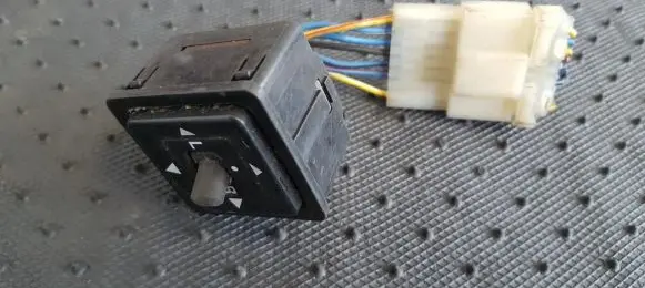 Mitsubishi Galant Wing mirror switch