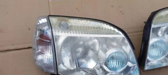 Nissan X-Trail T30 Headlight/headlamp
