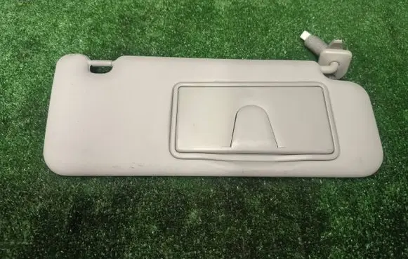 Suzuki SX4 S-Cross Sun visor