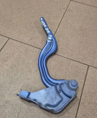 KIA Xceed Engine bonnet/hood hinges 