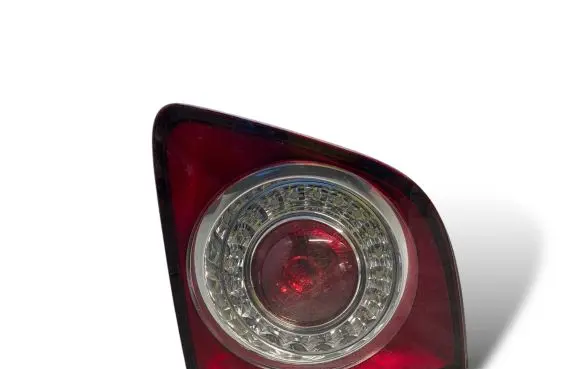 Volkswagen Golf Plus Tailgate rear/tail lights 5M0945094N 89091217