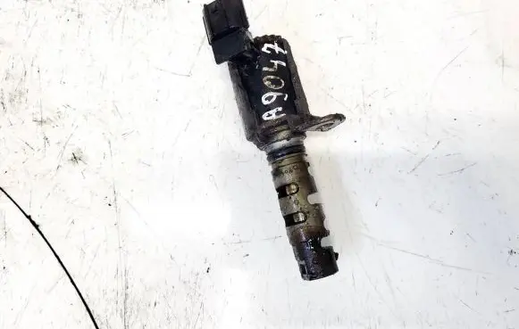 Toyota Corolla E120 E130 Camshaft vanos timing valve 