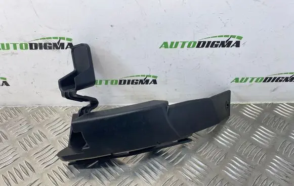 Land Rover Evoque II Rear bumper mounting bracket K8D217A882A