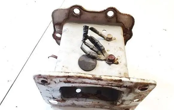 KIA Ceed Front bumper mounting bracket