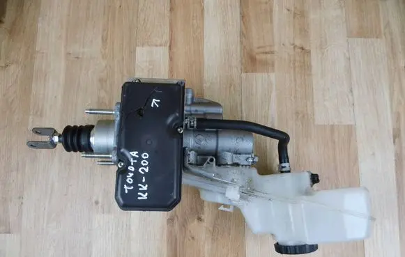 Toyota Corolla E210 E21 Hydraulic servotronic pressure valve 4721012340