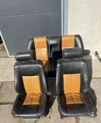 Seat set