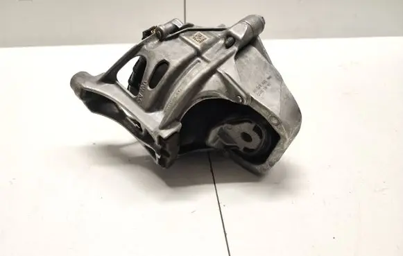 Audi Q5 SQ5 Engine mount bracket 4M0199372FP
