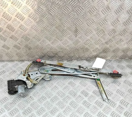 Toyota Hilux (AN120, AN130) Front door window regulator with motor AE0620203731 698100K260A