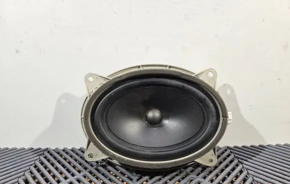 Lexus CT 200H Front door speaker 8616076090 G7N1502A