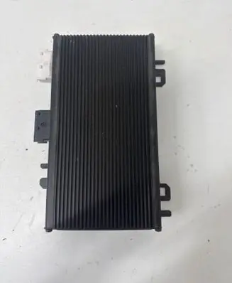Citroen C5 Sound amplifier 9653383680