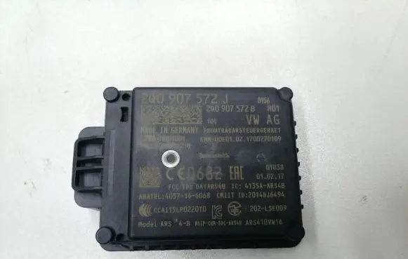 Volkswagen e-Golf Distronic sensor radar 2Q0907572J