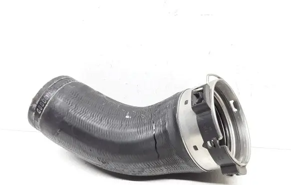 Volvo V40 Intercooler hose/pipe 31657738