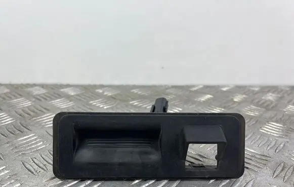 SsangYong Rexton Tailgate opening switch 8922036010
