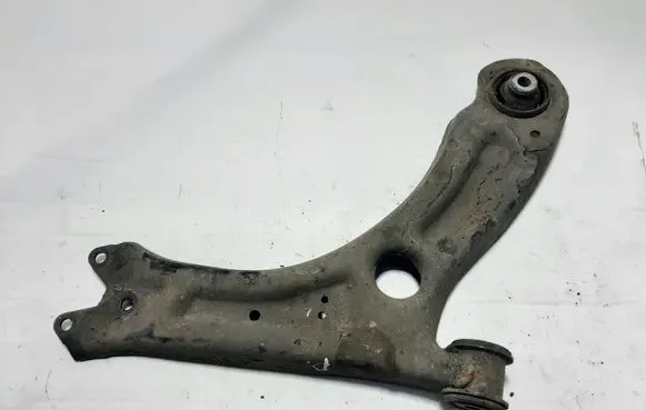Front lower control arm/wishbone