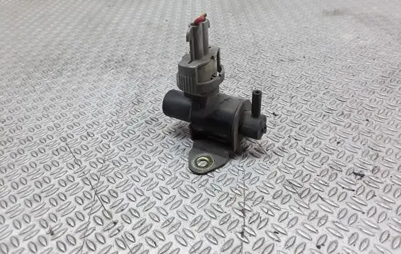 Volvo S40, V40 Turbo solenoid valve 7700875912