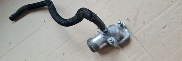 Ford Mustang VI Engine coolant pipe/hose FR3E8594BA