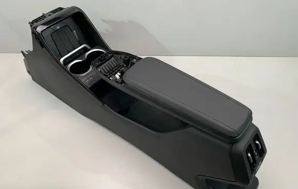 BMW X1 U11 Center console 