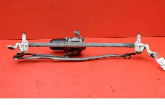 Suzuki Swift I Front wiper linkage and motor 