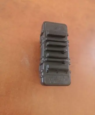 BMW X5 G05 Other engine bay part 6814611