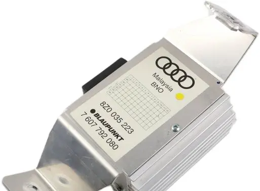 Audi A2 Aerial antenna amplifier 8Z0035223 7607792080