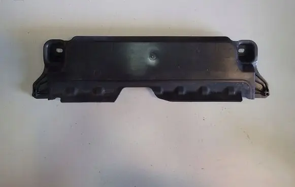 Audi A3 S3 8V Top upper radiator support slam panel 8V5825230A