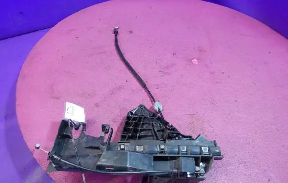 Ford Focus C-MAX Front door lock 3M5AR21812AK