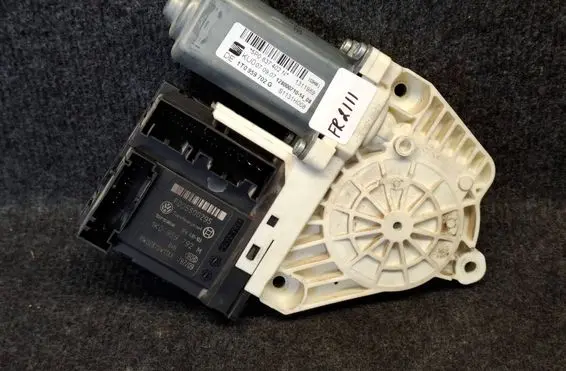 Seat Altea Front door window regulator motor 1K0959792M 5P0837402N 1T0959702G