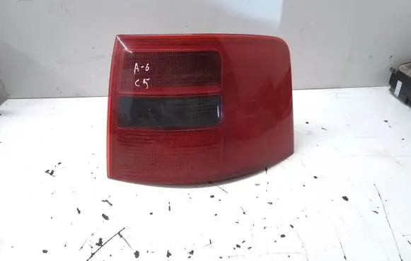Audi A6 S6 C5 4B Rear/tail lights 4B9945096
