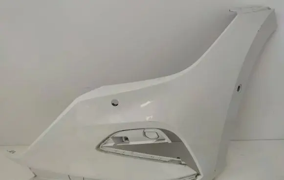 Front bumper corner part panel trim