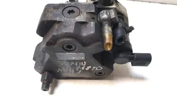BMW 3 E46 Fuel injection high pressure pump 04450100457788670