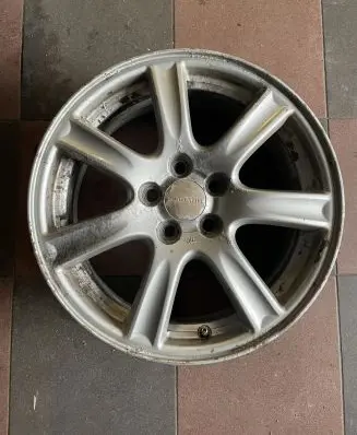 Subaru Legacy R16 alloy rim 