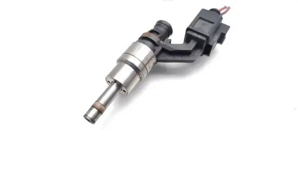 Volkswagen Golf V Fuel injector 03C906036A