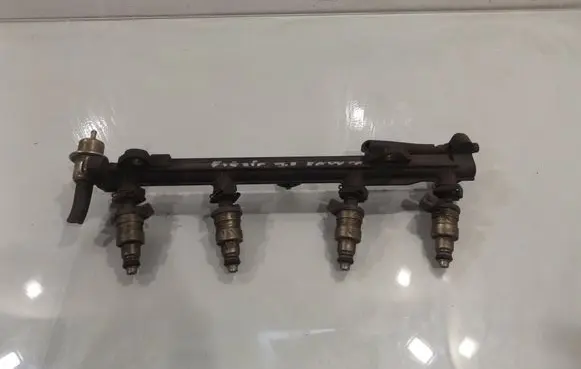 Ford Fiesta Fuel main line pipe 