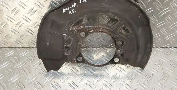 Toyota RAV 4 (XA30) Front brake disc dust cover plate 