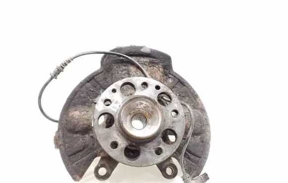 Mercedes-Benz A W168 Front wheel hub