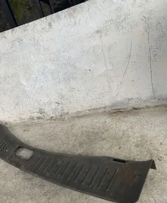 Ford Kuga I Trunk/boot sill cover protection 8v41s40352
