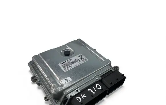Volvo XC70 Engine control unit/module ECU 31336983 0281018414