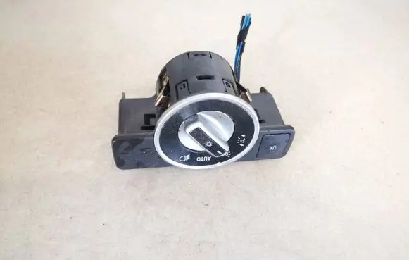 Mercedes-Benz B W246 W242 Light switch