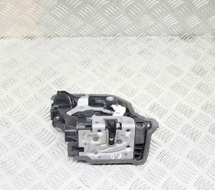 BMW X3 G01 Front door lock 9492100