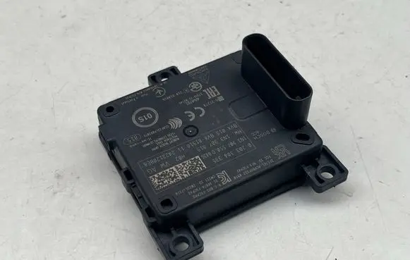 Audi A3 S3 8P Rear glass lock/latch Q399 0203304335