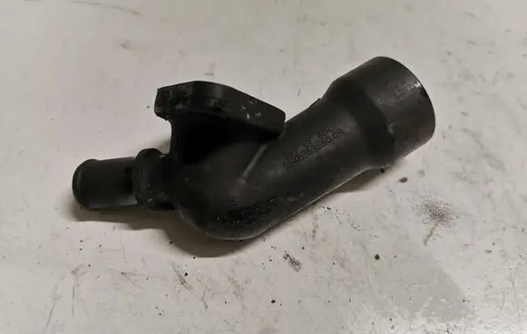 Ford Mondeo MK IV Engine coolant pipe/hose 9646559580