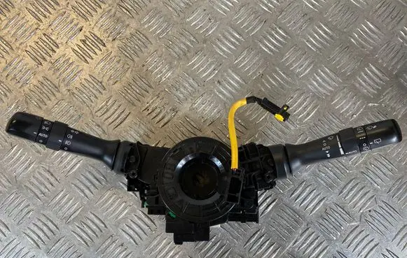 Subaru Impreza IV Wiper turn signal indicator stalk/switch 83111FJ270 27582AJ000
