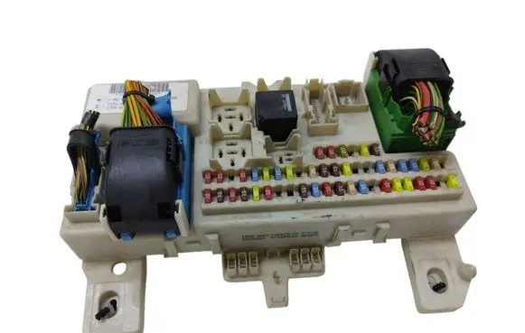 Ford Focus Fuse module 4M5T14A073CG 00102265 519099600