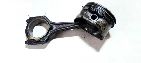 Opel Astra G Piston with connecting rod